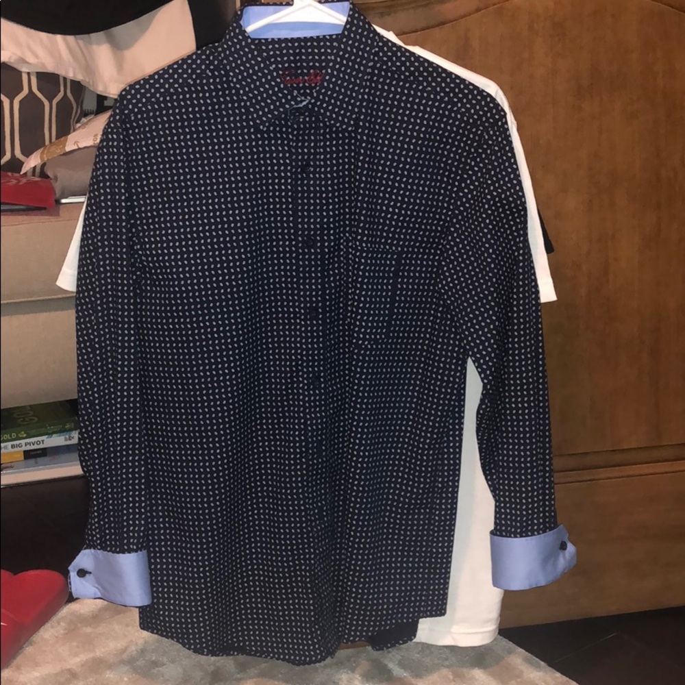 Men’s blue button down dress shirt